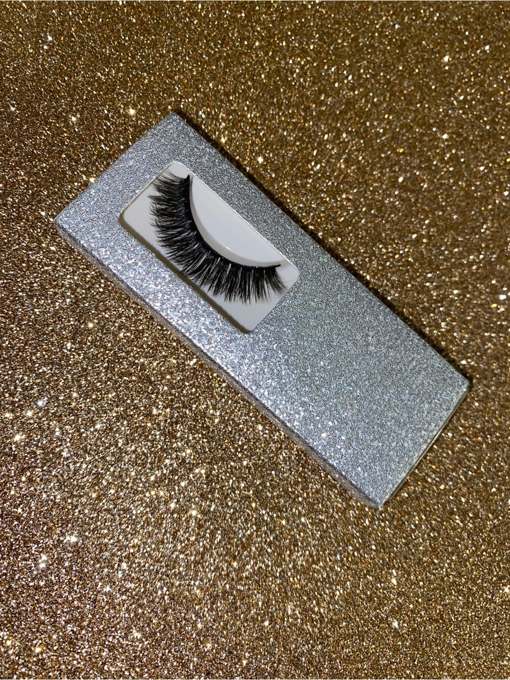 False Eyelashes - Black Dramatic Lash